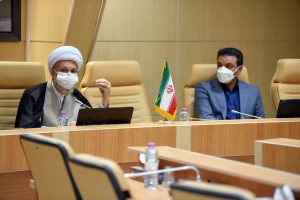 ایجاد تعارض بین ایرانی و اسلامی‌بودن تفکر غلطی است