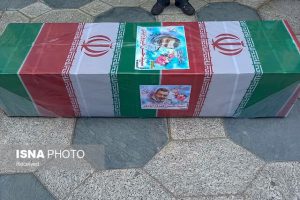 پیکر سرلشکر فیروزآبادی در حرم رضوی آرام گرفت