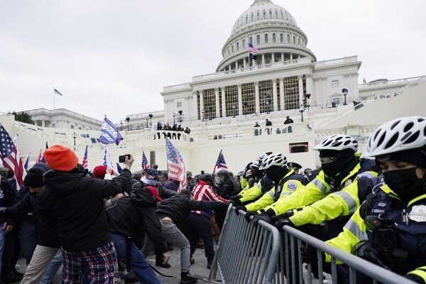 تا سال ۲۰۲۵ دموکراسی آمریکایی سقوط می کند – پایگاه علنی | اخبار ایران و جهان